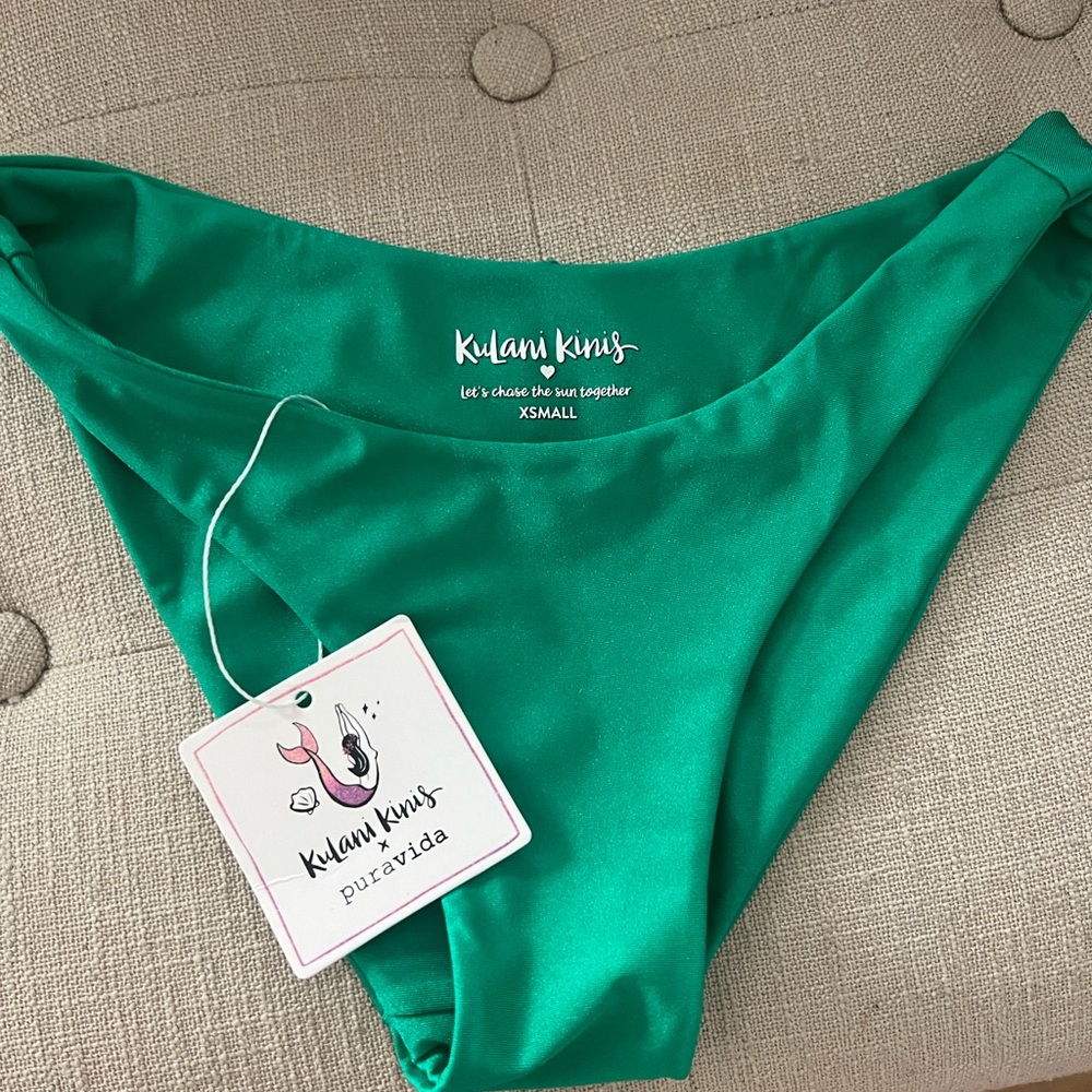 beautiful green kulani kini bottom